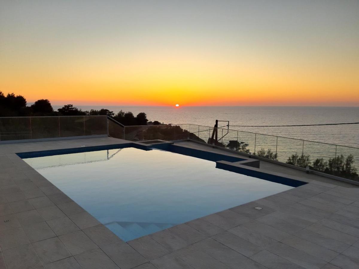 Paradise Blue Villa Pomos Exterior photo