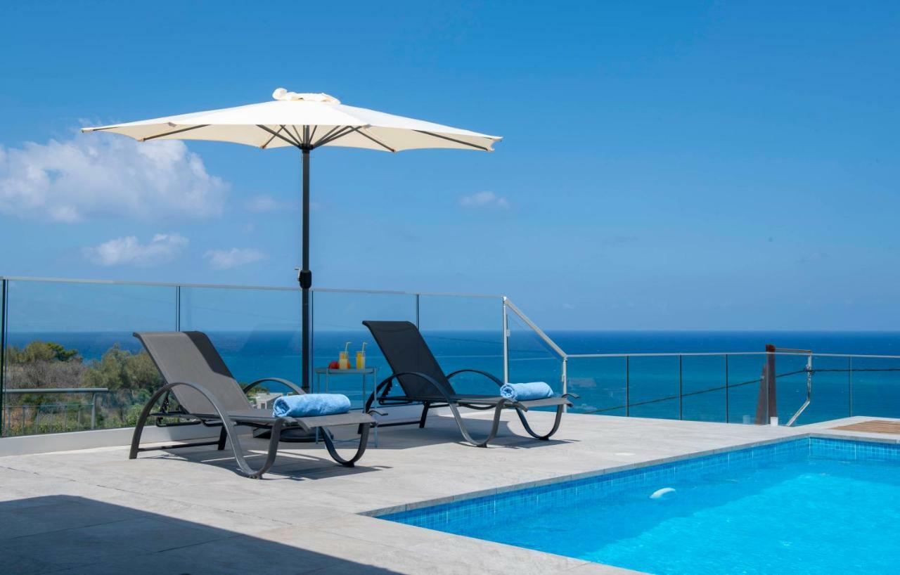 Paradise Blue Villa Pomos Exterior photo